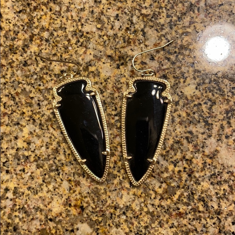 Kendra Scott Black & Gold Arrowhead Drop Earrings